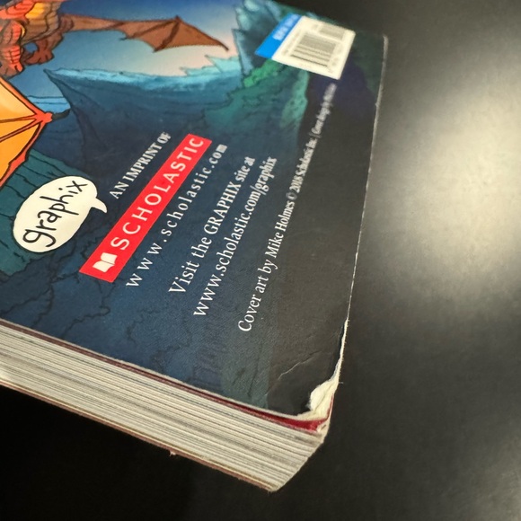 Wings of Fire Book #1: The Dragonet Prophecy - Scholastic Graphic Novel - Picture 9 of 9